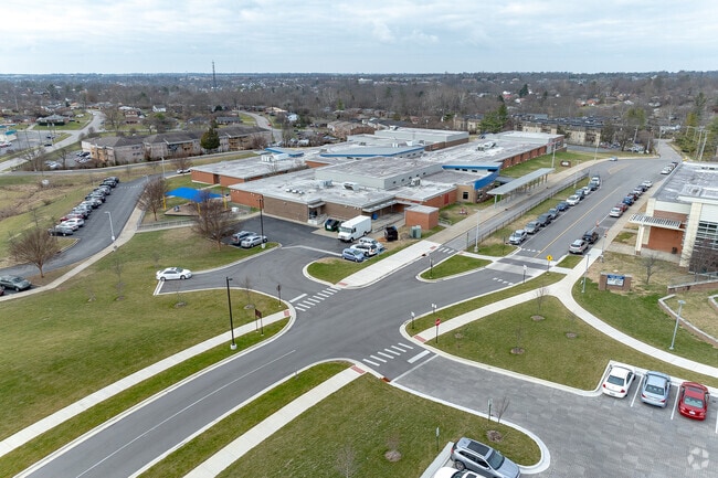 The student population of Tates Creek Elementary School is 611 and the school serves PK-5.