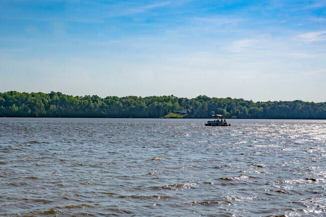 Take your boat out for a beautiful day on the water in Brandermill.