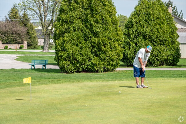 Dakota Landing Golf Course is a golf course in Galludet that is loved by locals.