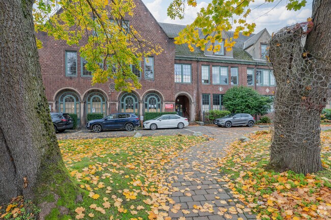 Bright Water Waldorf School
