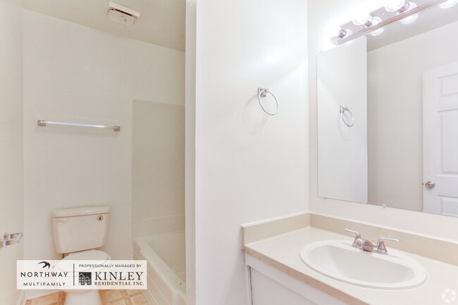 Highland Commons, Hickory, NC 28601 - photo 6