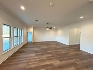 222 Olivia Dr, Luling, LA 70070