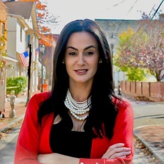 Lisa Arcano