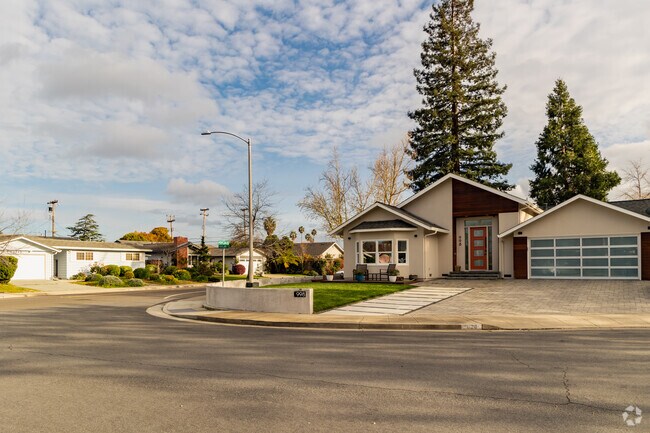 Mid-century ranch-styles are popular homes in the Ponderosa Park neighborhood.