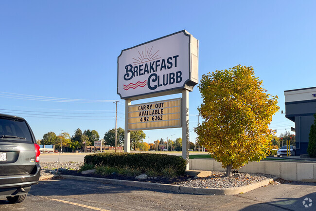 Breakfast Clubb restaurant is located centrally right next to Old Brook Farms neighborhood.