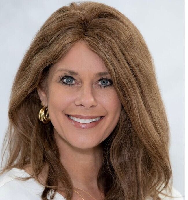 Jennifer Burhans