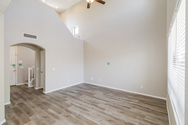 1303 S Mansard, Mesa, AZ 85209 - photo 4