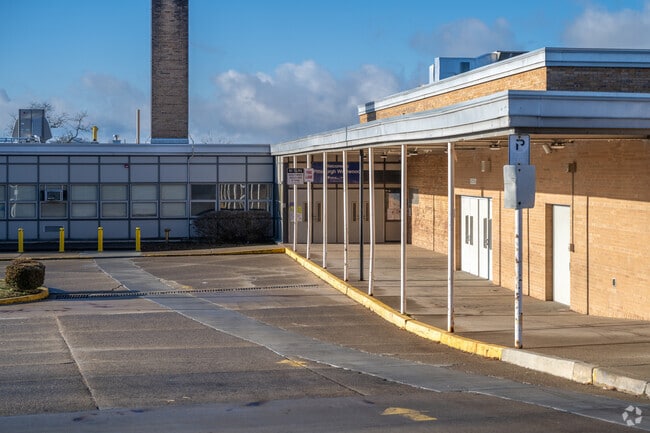 U.S. News says Pittsburgh Westwood K-8 is ranked #1090 in Pennsylvania elementary shcools.