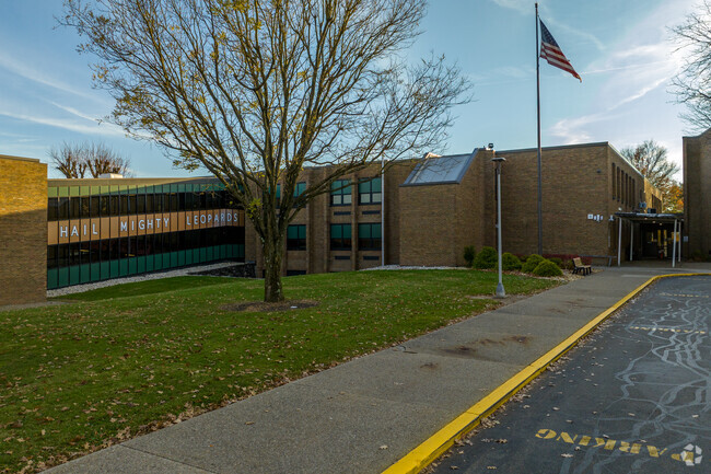 Belle Vernon Area High School, Rankings & Reviews - Homes.com