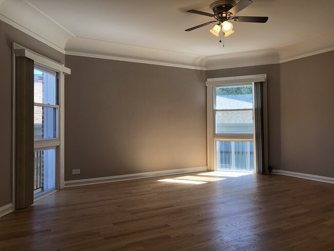 6441 N Francisco Ave unit 2, Chicago, IL 60645 - photo 3