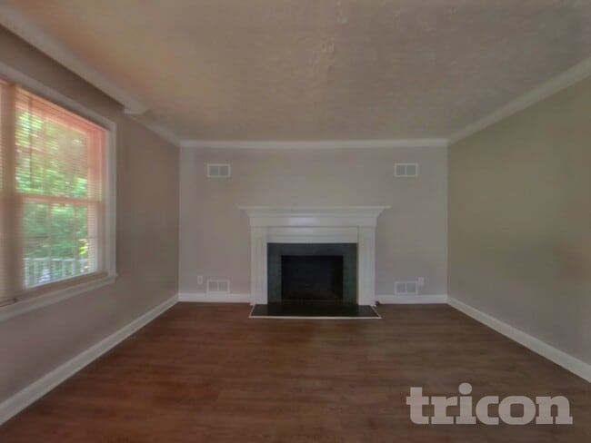 1122 Paramount Cir, Gastonia, NC 28052 - photo 3