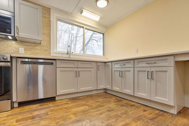 26 Orchard St, Delhi, NY 13753 - photo 3