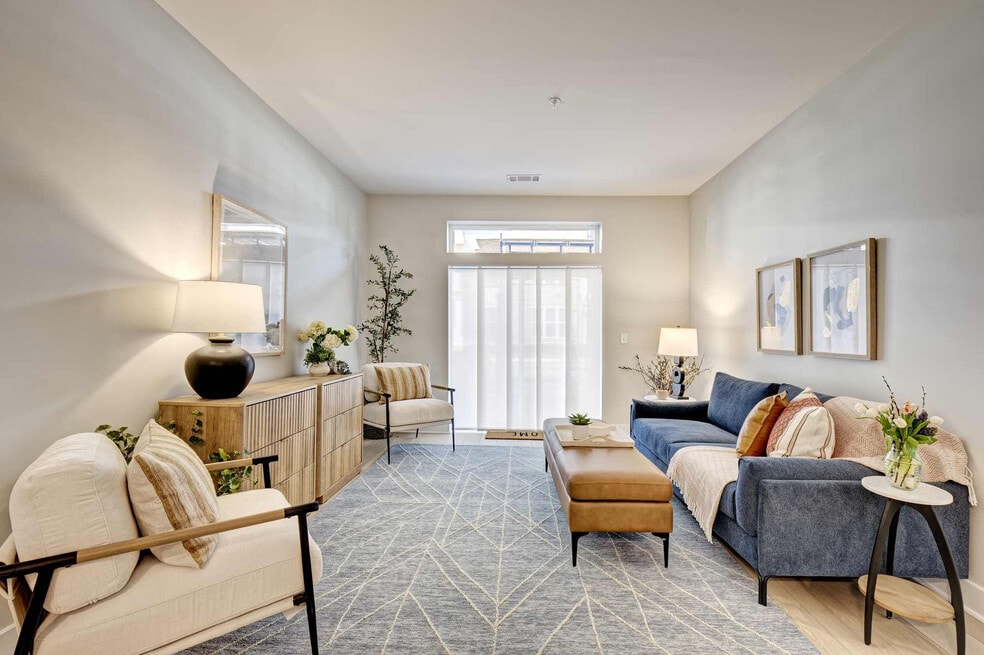 Tellus Bloom, Bloomfield, CT 06002 - photo 1