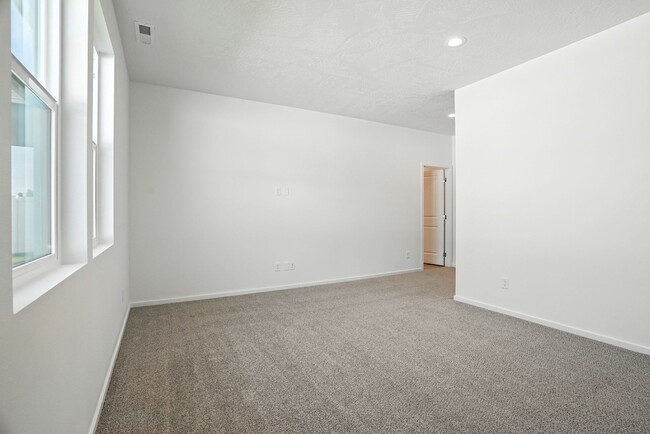 1226 N High Desert Dr unit 38572056, Deer Park, WA 99006 - photo 7