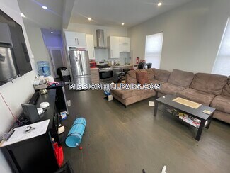 78 Forest St Unit 1, Boston, MA 02119