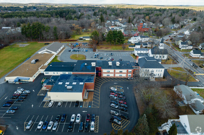 Pollard Elementary School is a public institution.