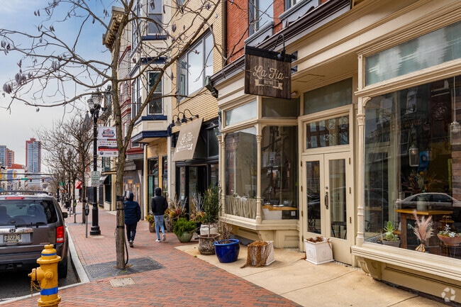 Downtown Wilmington offers diverse dining just minutes from The Flats.