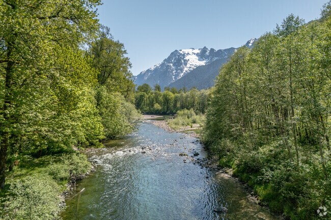 Enjoy the scenic views of Stillaguamish River and Whitehorse Mountain in Swede Heaven.