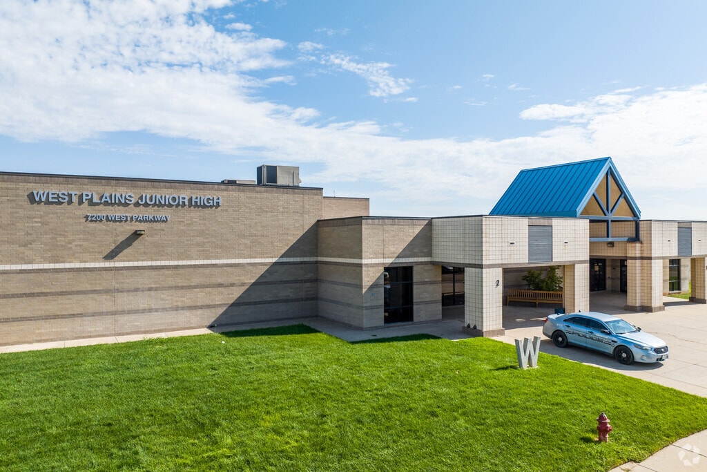 West Plains Junior High School 3