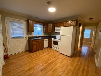 215 Navaho Trail Unit B, Columbia, TN 38401