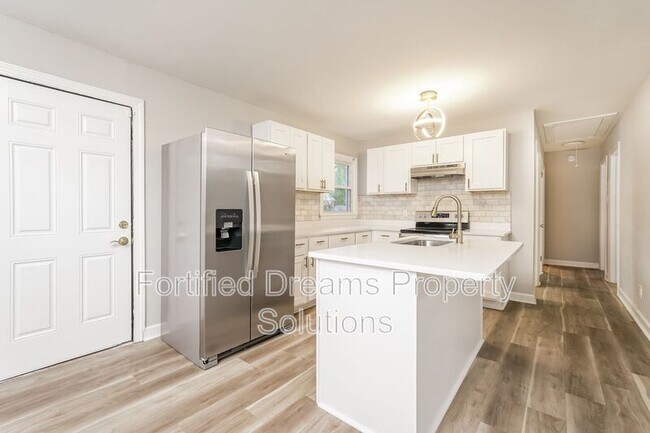 1615 Eastwood Ave, Greensboro, NC 27401 - photo 5