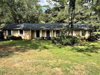 4515 Lincoln Way SW, Lilburn, GA 30047