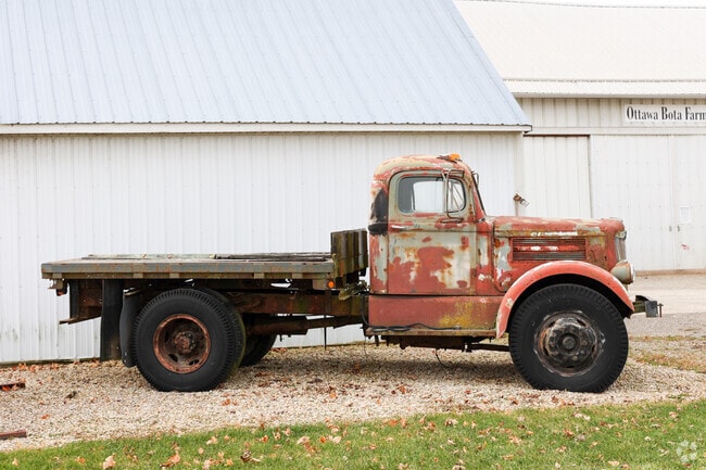 Life in Thompson moves at a slower pace, surrounded by farmland, barns, and sweeping views.