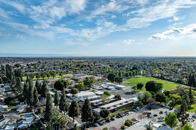 An aerial view of the front of Leffingwell Elementary School in Whittier.