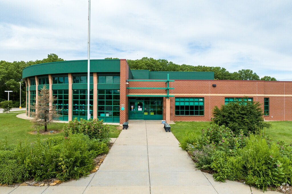 Children in North Wichita can attend Earhart Environmental Elementary.