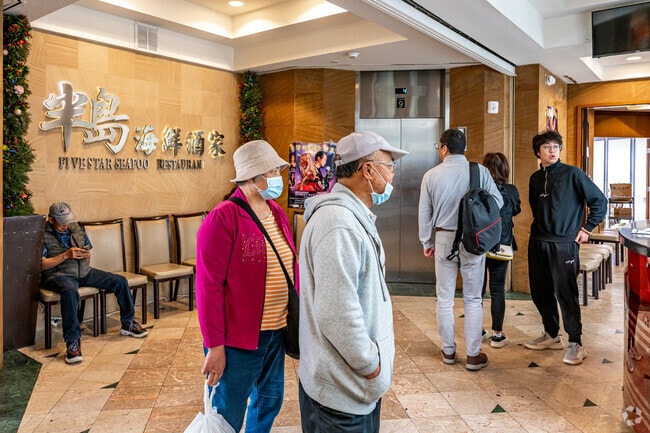 Five Star Seafood Restaurant in the Marshall neighborhood of Alhambra serves top-tier dim sum daily.