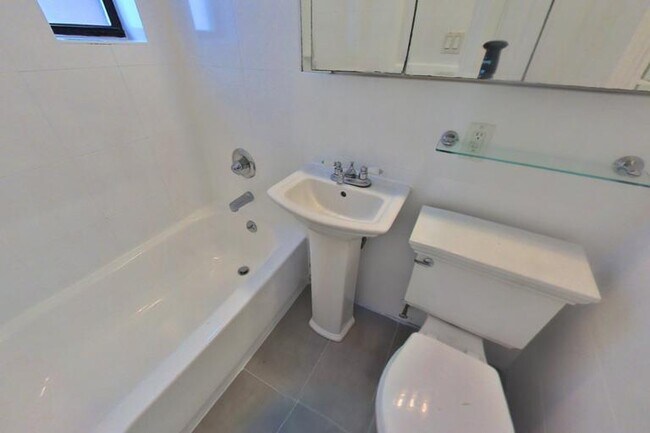 219 E 23rd St unit 12, New York, NY 10010 - photo 5