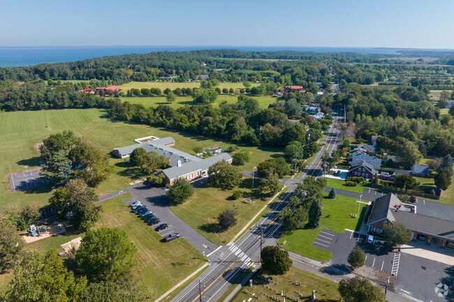 NID 537925 Oysterponds Elementary is situated between Gardiner's Bay and the sound.