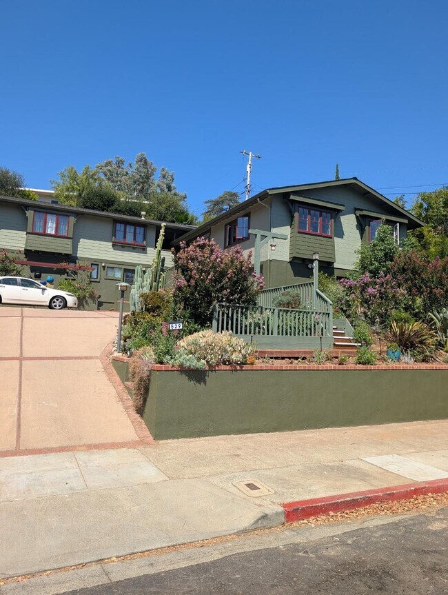 529 San Benito Ave Unit B, Los Gatos, CA 95030