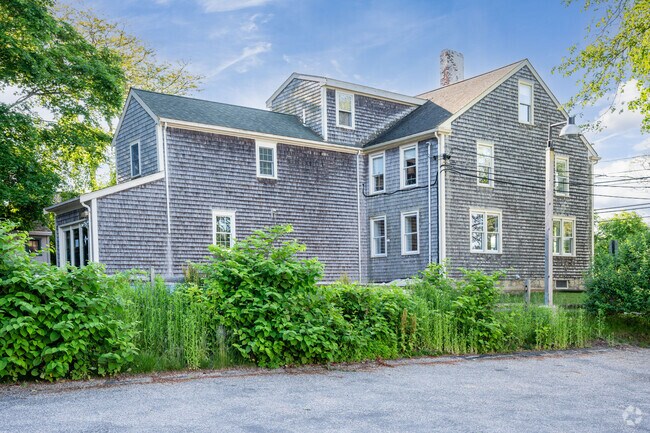 Penikese Island School gets students out into nature.