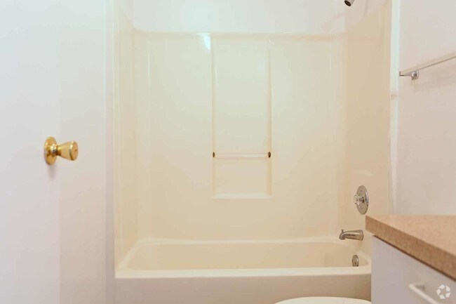 Citrus Meadows Apartment Homes, Bradenton, FL 34208 - photo 3