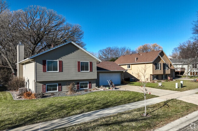 Split entry homes are very popular in the Manor neighborhood.