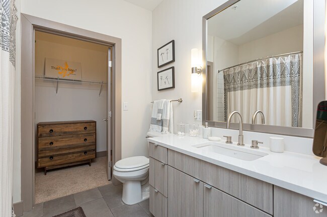 The Paramount at South Market, New Orleans, LA 70113 - photo 7