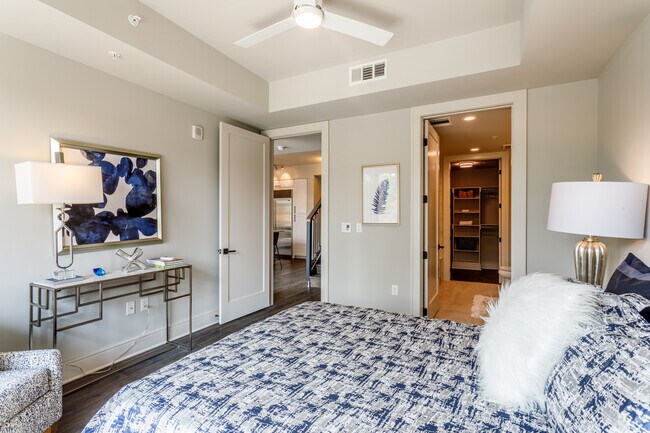 2BR, 2BA - TH-1
