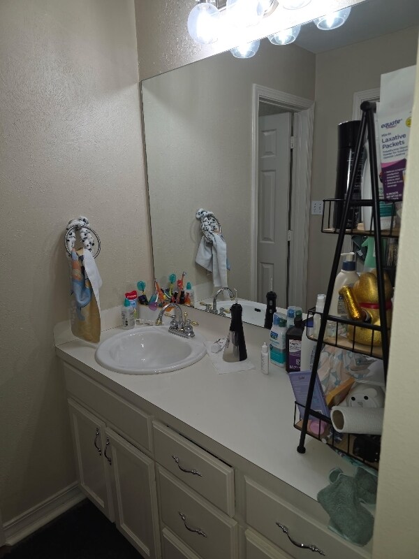 712 Yorktown Ct, Longview, TX 75601 - photo 7