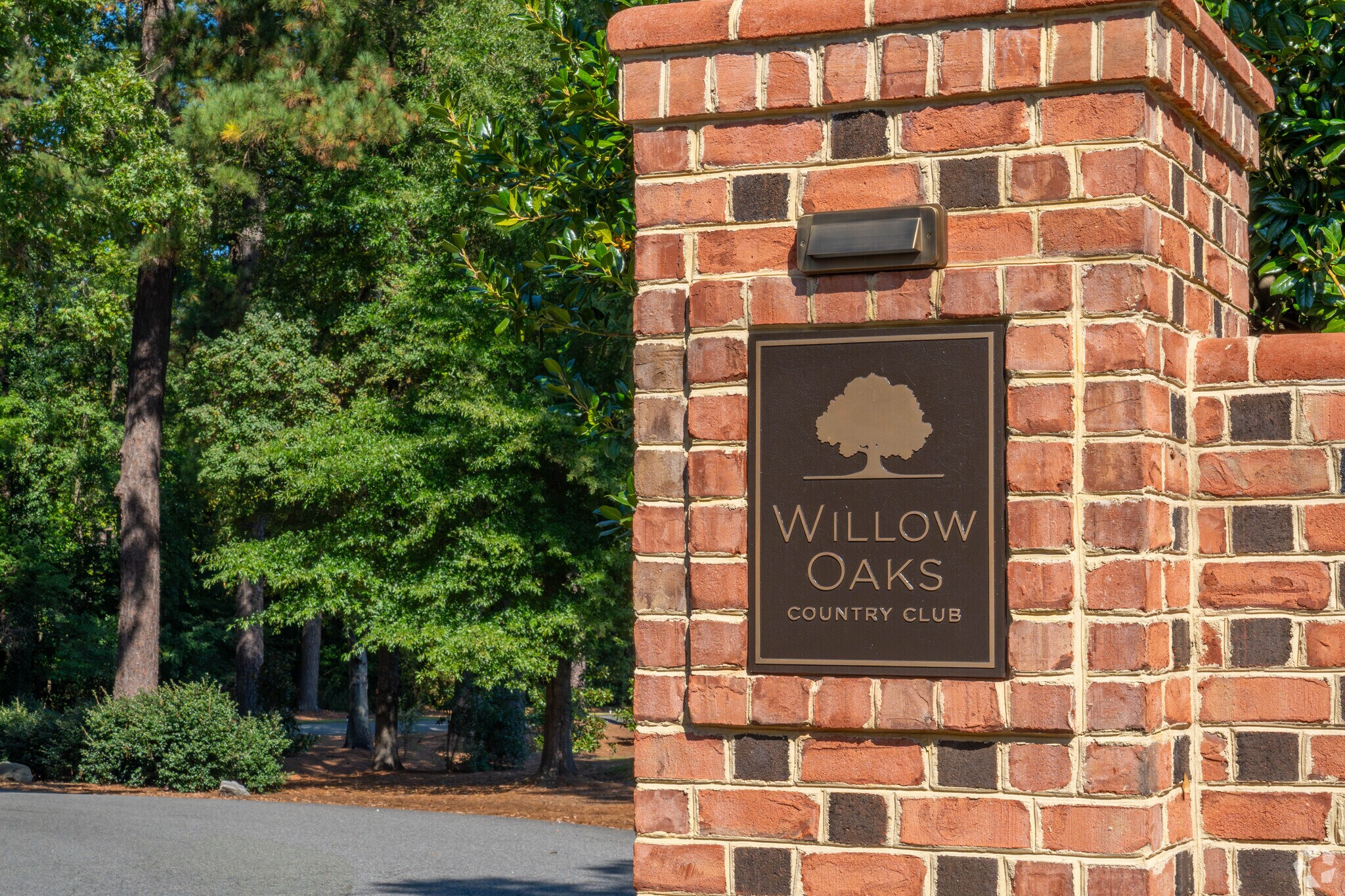 Entrance to Willow Oaks Country Club.