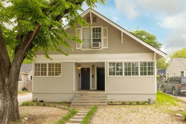 2317 Gilford St unit B, Dallas, TX 75235 - photo 4