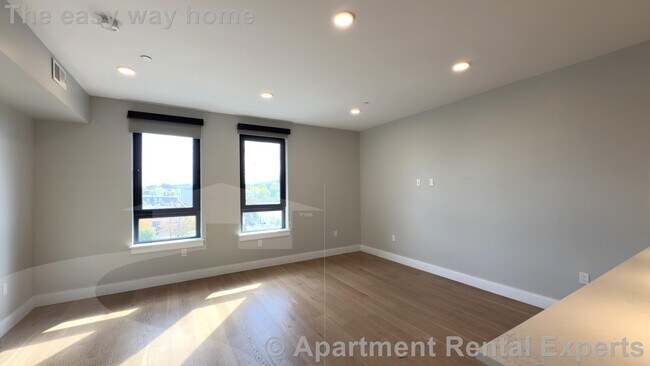 9 Central St unit 310, Somerville, MA 02143 - photo 2