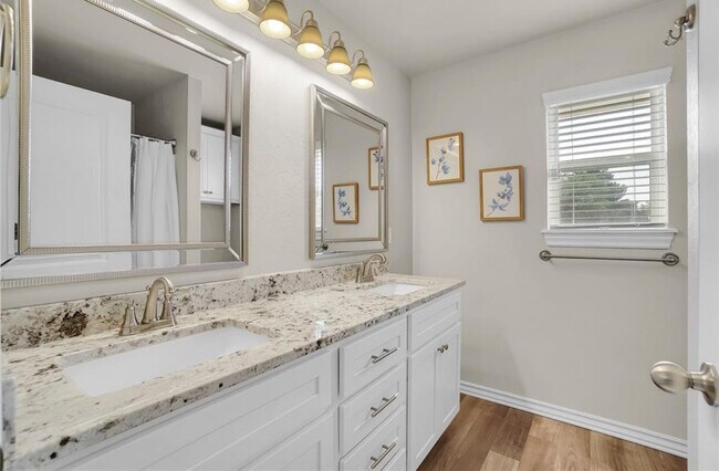 1004 Village Dr, Altus, OK 73521 - photo 6