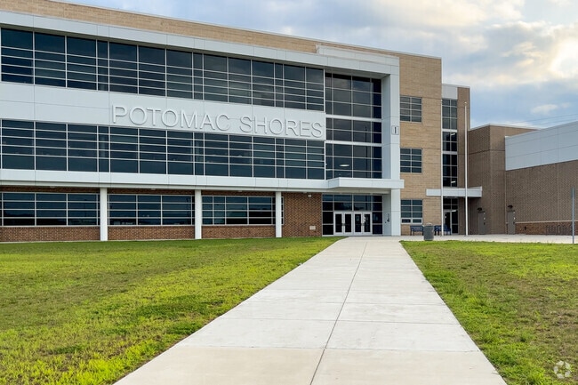 Potomac Shores Middle School