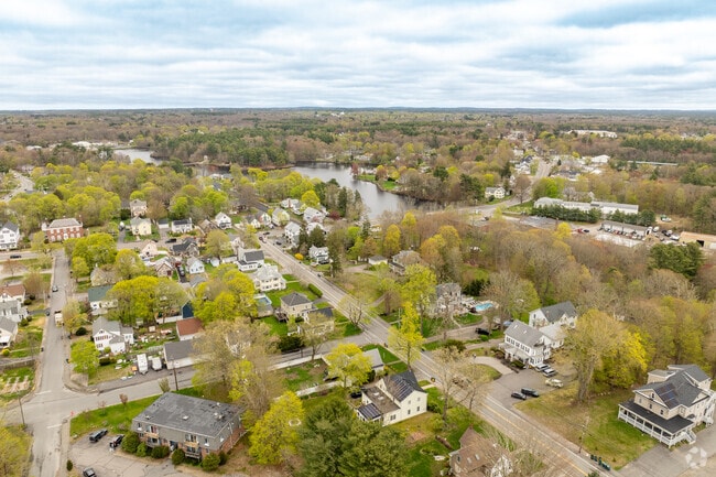 Abington offers several watering holes for its water-loving residents.