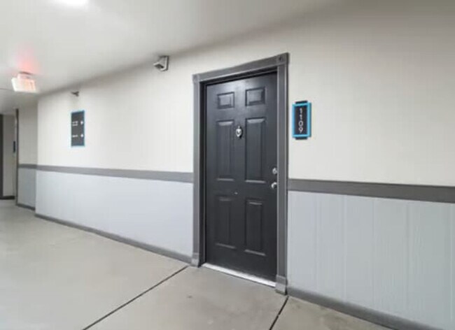 590 James Maxwell Rd unit ID1346821P, Atlanta, GA 30308 - photo 6