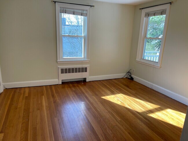 273 Washington St unit 2, Somerville, MA 02143 - photo 6