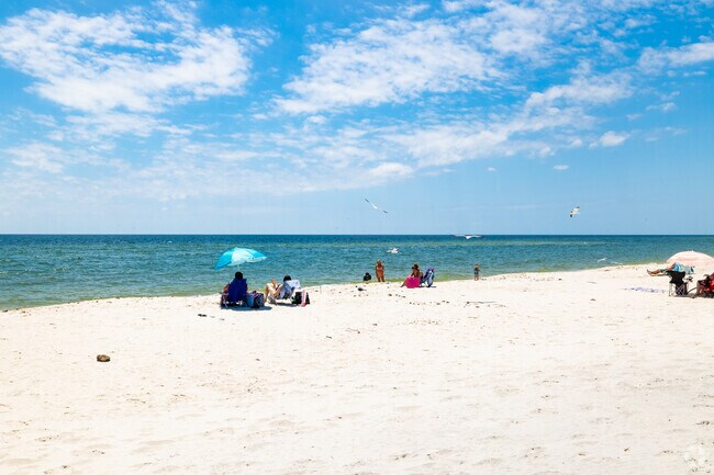 Take Hwy 193 across to Dauphin Island to enjoy the sugar white beach on the Gulf of Mexico.