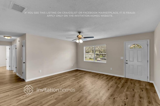 2009 E Humphrey St, Tampa, FL 33604 - photo 4