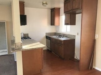 2308 Clark Ln, Redondo Beach, CA 90278